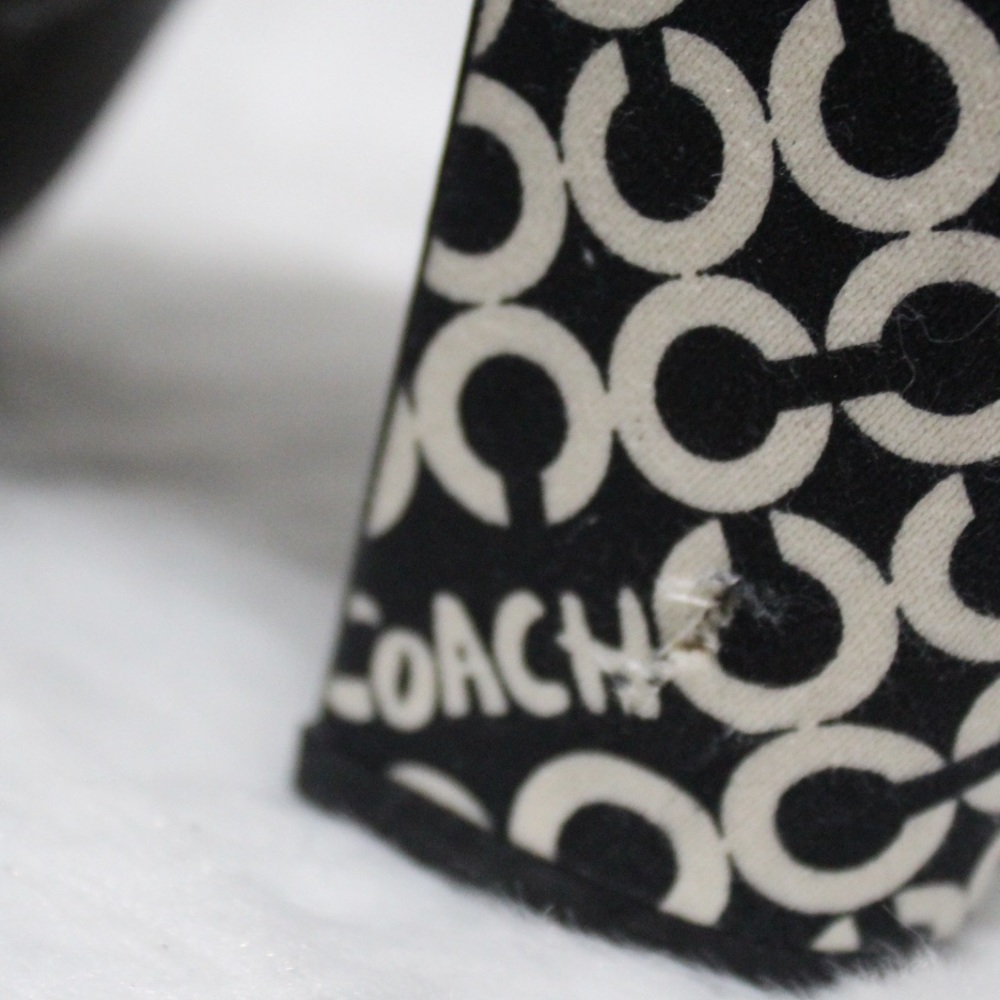 Black & White Patterned Peep-Toe Block Heel Pumps - Picture 6 of 8